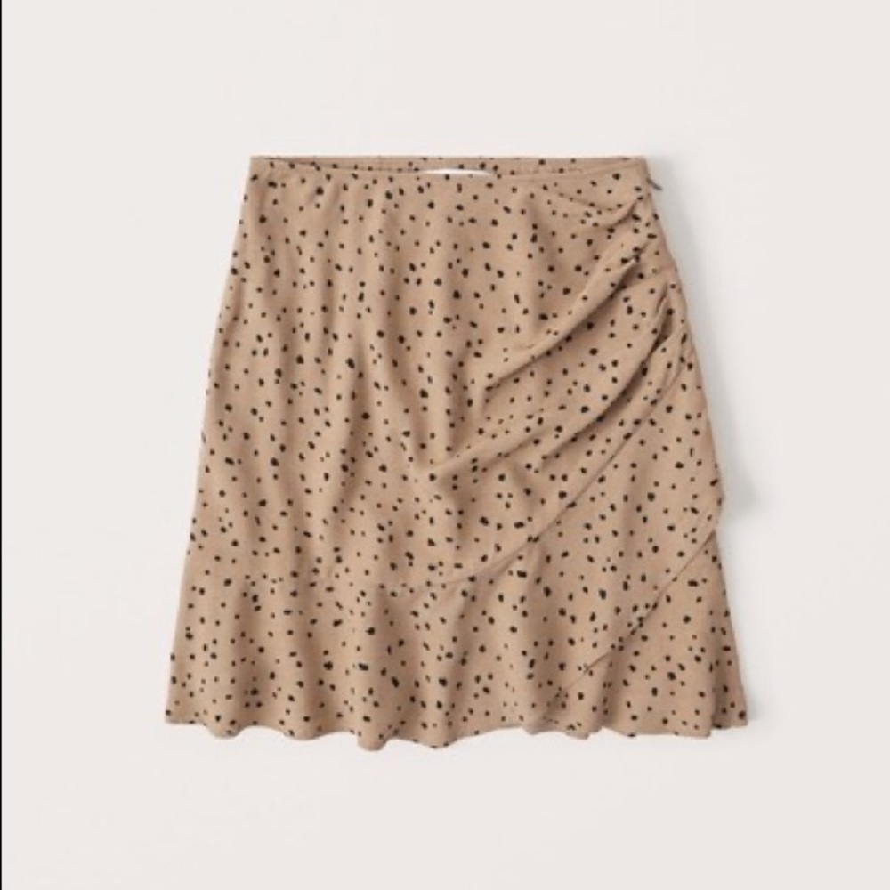 Abercrombie&Fitch Ruched Ruffle Wrap Mini Skirt